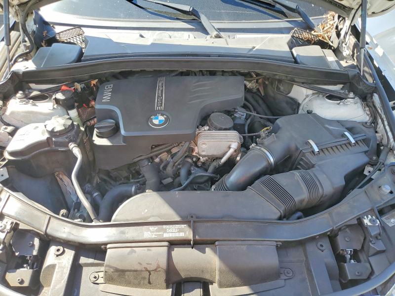 2015 Bmw X1 მანქანა იყიდება აუქციონზე, vin: WBAVM1C54FVW56833, აუქციონის ნომერი: 49367166