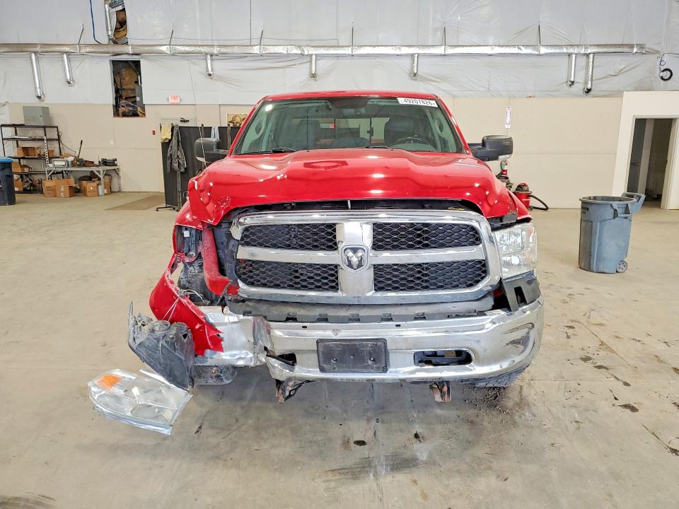 49207826 :رقم المزاد ، 1C6RR7LT9KS550470 vin ، 2019 Ram 1500 Classic مزاد بيع