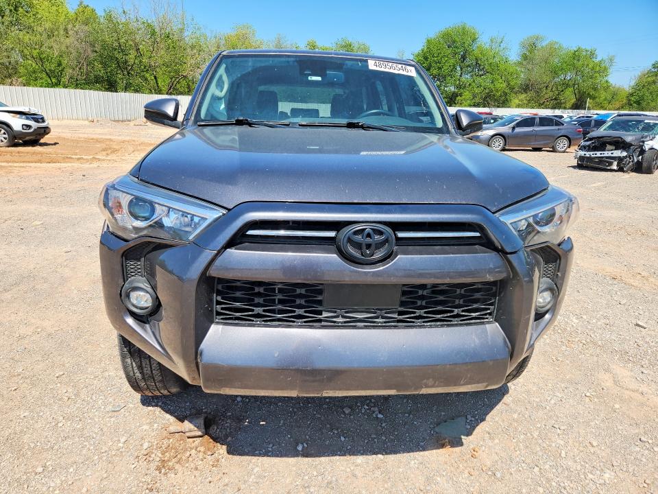 48956546 :رقم المزاد ، JTEMU5JR8M5909401 vin ، 2021 Toyota 4runner مزاد بيع