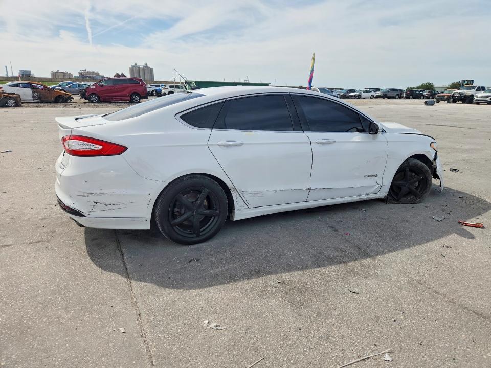 47928156 :رقم المزاد ، 3FA6P0RU7FR114006 vin ، 2015 Ford Fusion مزاد بيع