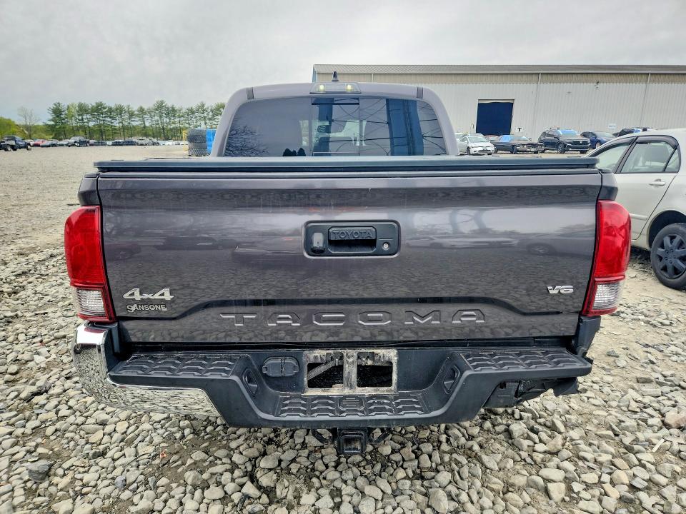 51514796 :رقم المزاد ، 3TYCZ5AN1MT021635 vin ، 2021 Toyota Tacoma مزاد بيع