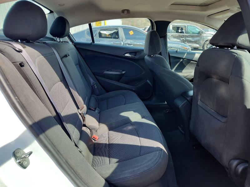 49124236 :رقم المزاد ، 1G1BE5SM3H7203354 vin ، 2017 Chevrolet Cruze مزاد بيع