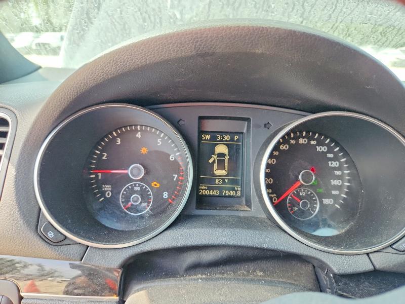 2010 Volkswagen Gti მანქანა იყიდება აუქციონზე, vin: WVWFV7AJ7AW214607, აუქციონის ნომერი: 51589236