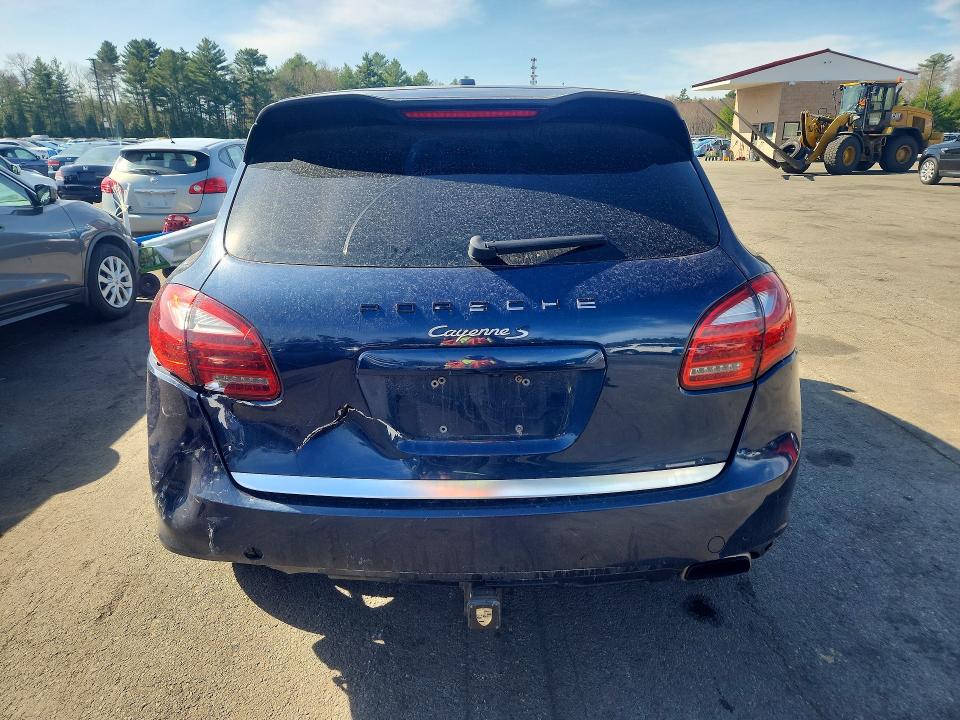 46148086 :رقم المزاد ، WP1AE2A20BLA94382 vin ، 2011 Porsche Cayenne مزاد بيع