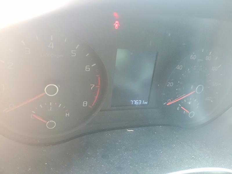 2020 Kia Rio მანქანა იყიდება აუქციონზე, vin: 3KPA24AD1LE302805, აუქციონის ნომერი: 49095136