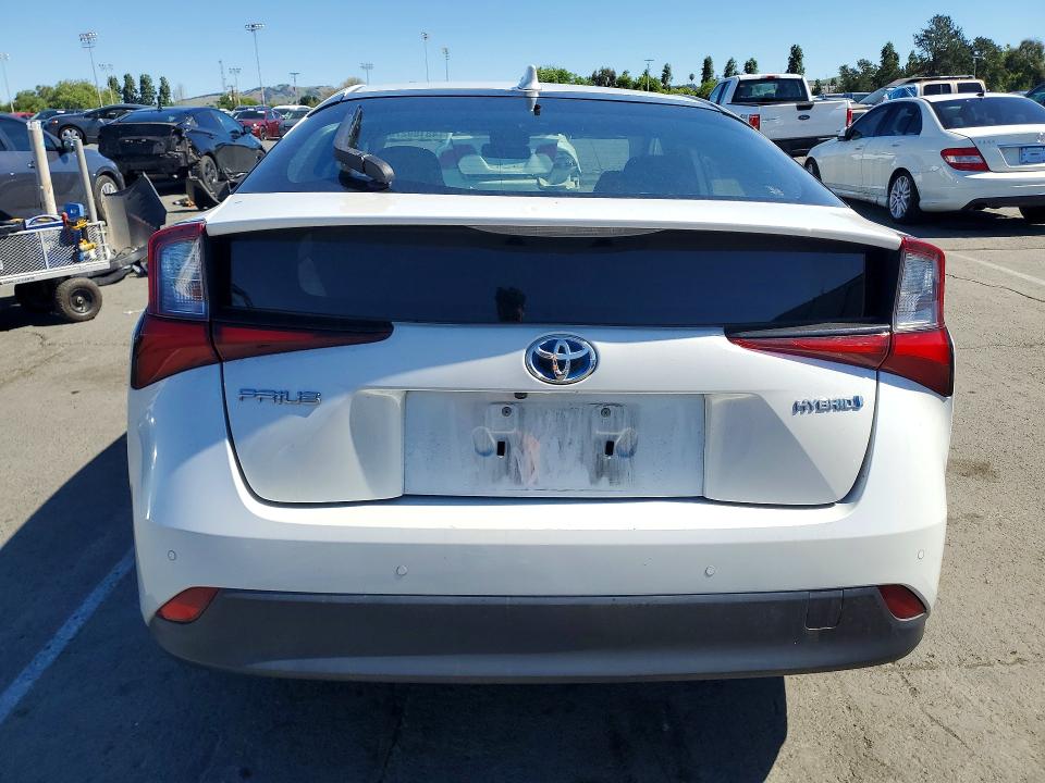 Продажа на аукционе авто 2021 Toyota Prius, vin: JTDKAMFU6M3132417, номер лота: 48189276