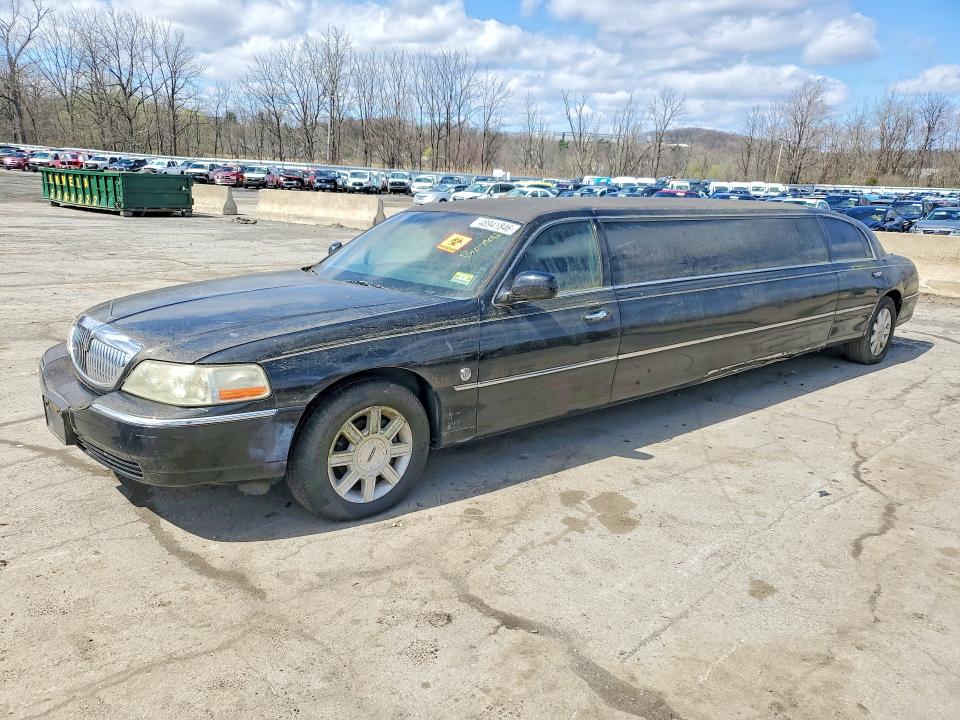 Auction sale of the 2007 Lincoln Town Car, vin: 1L1FM88W97Y634812, lot number: 48941846