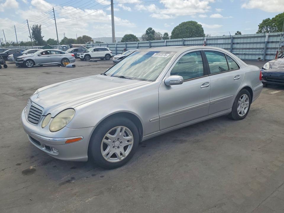 Auction sale of the 2003 Mercedes-benz E, vin: WDBUF65J73A174424, lot number: 50493576