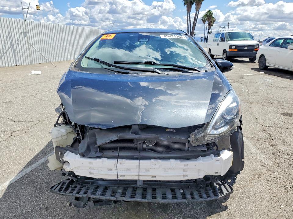 Продажа на аукционе авто 2018 Toyota Prius C, vin: JTDKDTB39J1606558, номер лота: 49394306