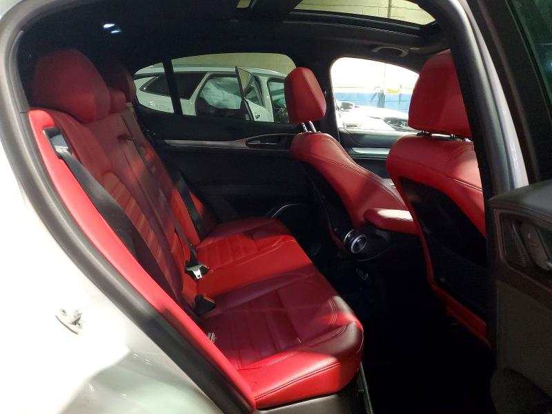 50157906 :رقم المزاد ، ZASPAKBN4P7D57013 vin ، 2023 Alfa Romeo Stelvio مزاد بيع