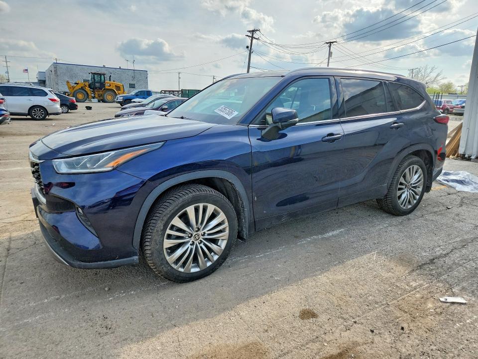 50557506 :رقم المزاد ، 5TDFZRBH9NS229160 vin ، 2022 Toyota Highlander مزاد بيع