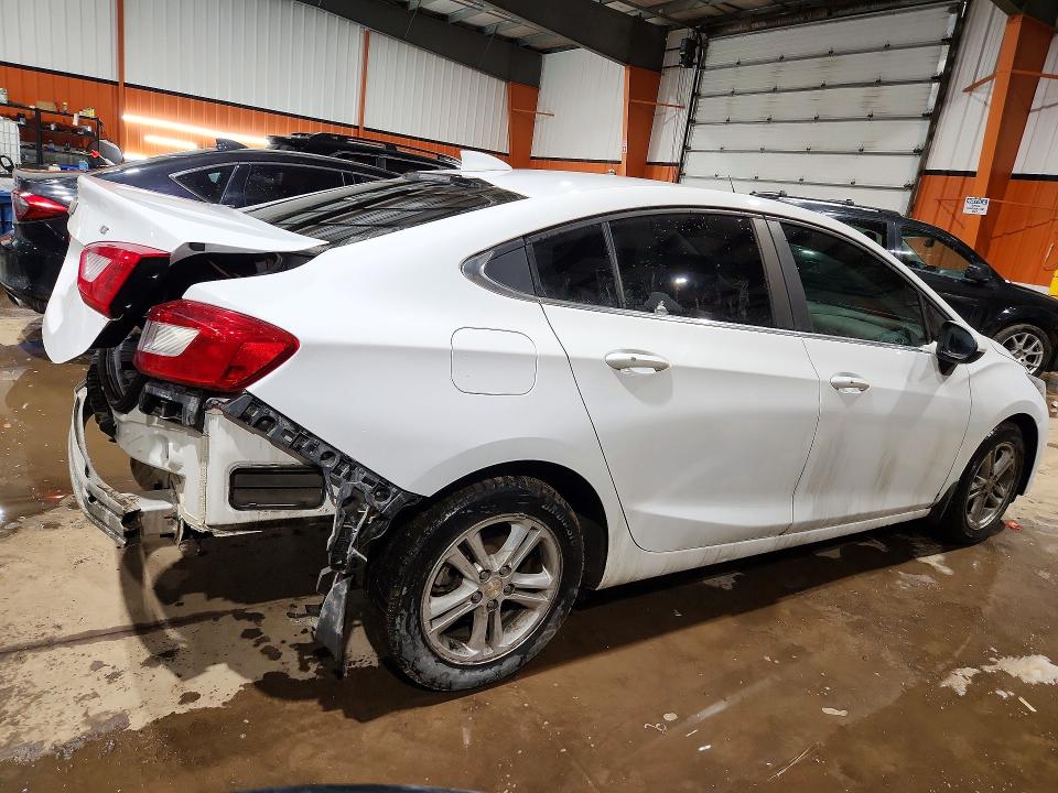 2018 Chevrolet Cruze მანქანა იყიდება აუქციონზე, vin: 1G1BE5SM2J7189713, აუქციონის ნომერი: 48645396