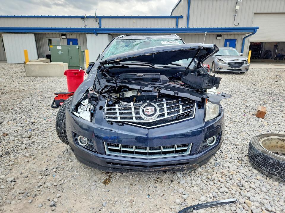 51090606 :رقم المزاد ، 3GYFNFE31ES583433 vin ، 2014 Cadillac Srx مزاد بيع