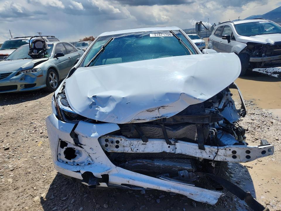 Продажа на аукционе авто 2019 Chevrolet Cruze, vin: 3G1BE6SM5KS601020, номер лота: 51571706