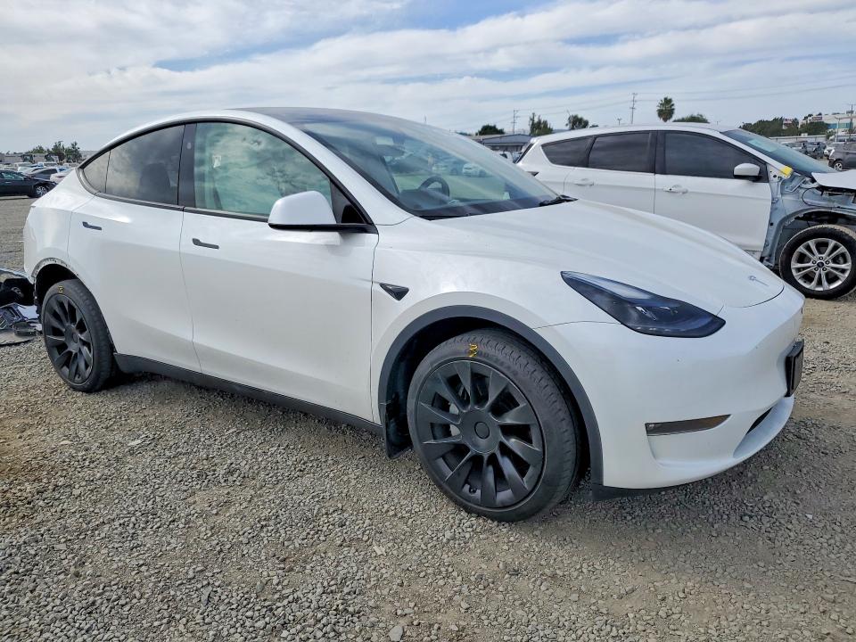 Продажа на аукционе авто 2023 Tesla Model Y, vin: 7SAYGDEE5PF850781, номер лота: 48694326