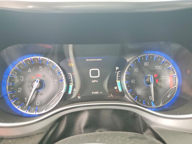49235236 :رقم المزاد ، 2C4RC1EG8KR574784 vin ، 2019 Chrysler Pacifica مزاد بيع