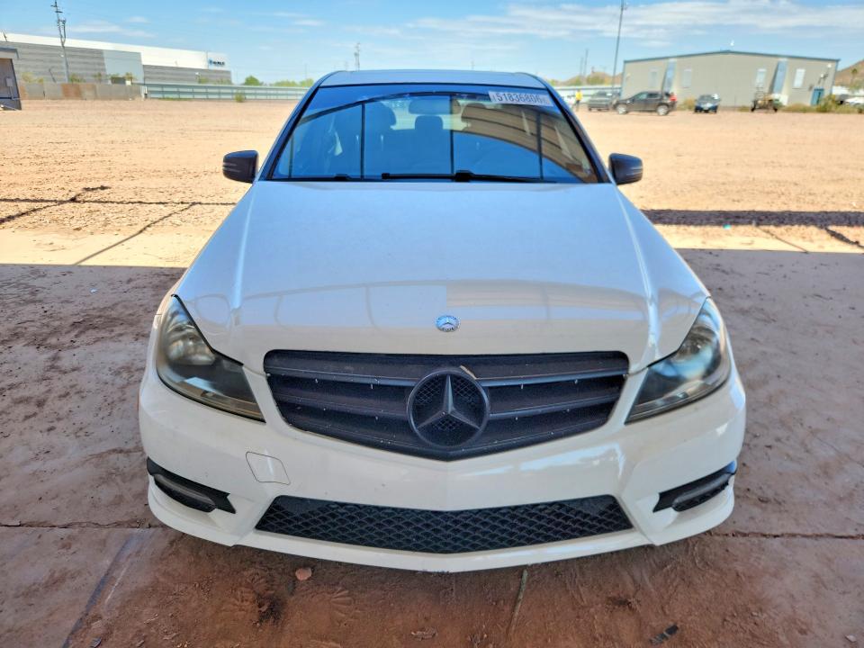 51836806 :رقم المزاد ، WDDGF4HBXDR284495 vin ، 2013 Mercedes-benz C مزاد بيع