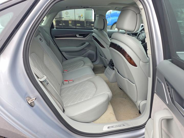 Продажа на аукционе авто 2017 Audi A8, vin: WAUK3AFD2HN009732, номер лота: 52004956