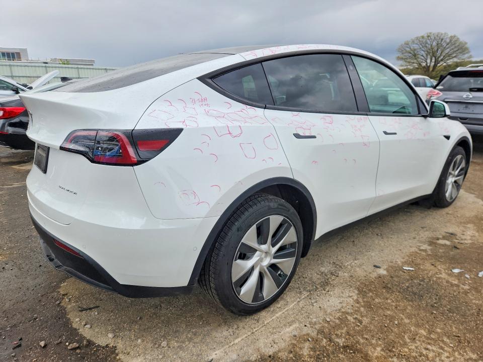 Продаж на аукціоні авто 2022 Tesla Model Y, vin: 7SAYGDEEXNF319427, номер лоту: 46781446
