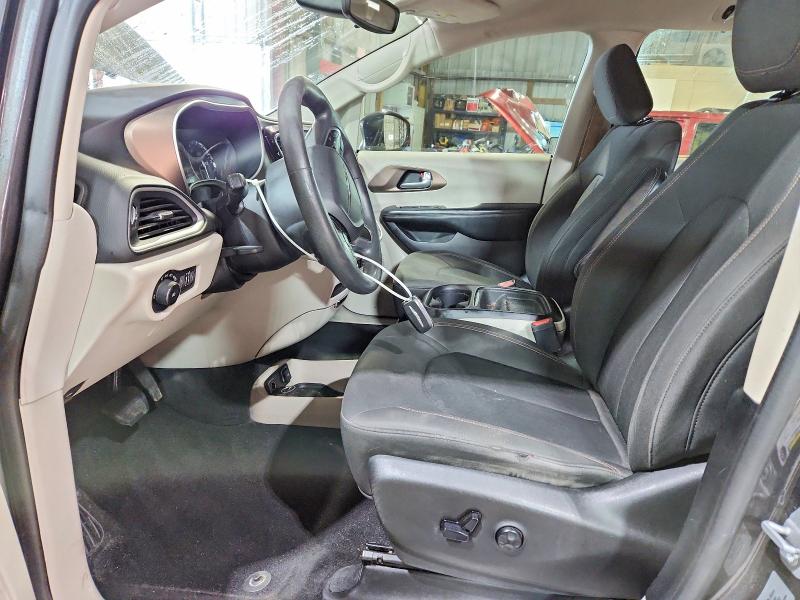 50260496 :رقم المزاد ، 2C4RC1FG3JR125607 vin ، 2018 Chrysler Pacifica مزاد بيع
