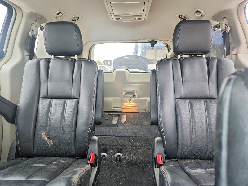 2013 Chrysler Town & Country მანქანა იყიდება აუქციონზე, vin: 2C4RC1CG9DR815970, აუქციონის ნომერი: 51317876