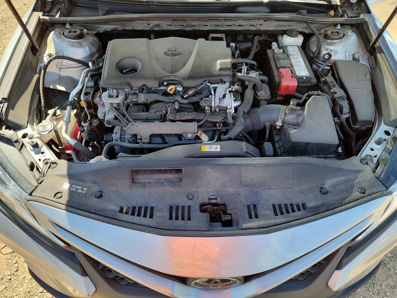 50727736 :رقم المزاد ، 4T1G11BK8LU011854 vin ، 2020 Toyota Camry مزاد بيع