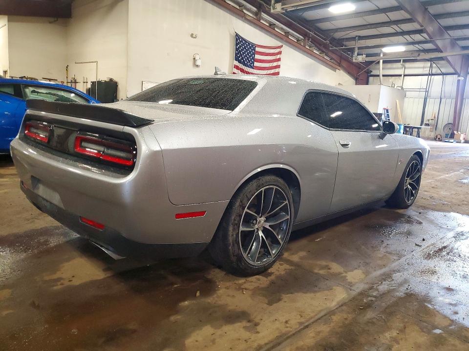 49864436 :رقم المزاد ، 2C3CDZFJXGH217782 vin ، 2016 Dodge Challenger مزاد بيع