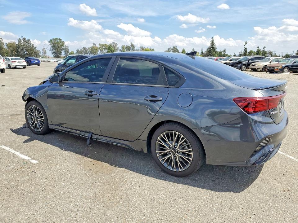 2023 Kia Forte მანქანა იყიდება აუქციონზე, vin: 3KPF54AD0PE688796, აუქციონის ნომერი: 49633346