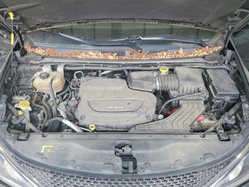 49084876 :رقم المزاد ، 2C4RC1BG6JR312362 vin ، 2018 Chrysler Pacifica مزاد بيع