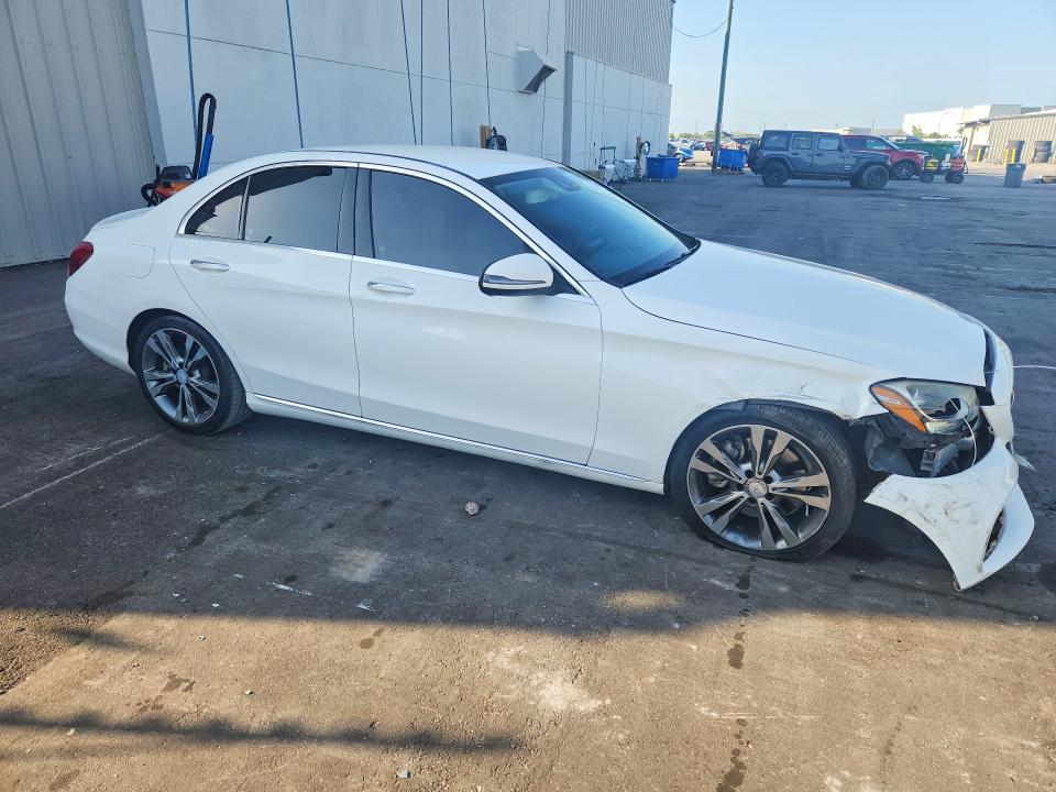 50573006 :رقم المزاد ، 55SWF4JB8GU158676 vin ، 2016 Mercedes-benz C مزاد بيع