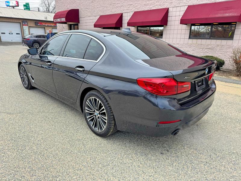 51115336 :رقم المزاد ، WBAJA7C5XJWA73151 vin ، 2018 Bmw 530 مزاد بيع