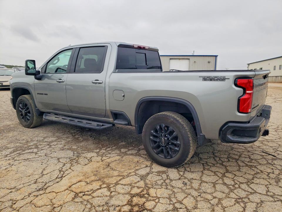 51757246 :رقم المزاد ، 2GC4KPEY3S1232800 vin ، 2025 Chevrolet Silverado مزاد بيع