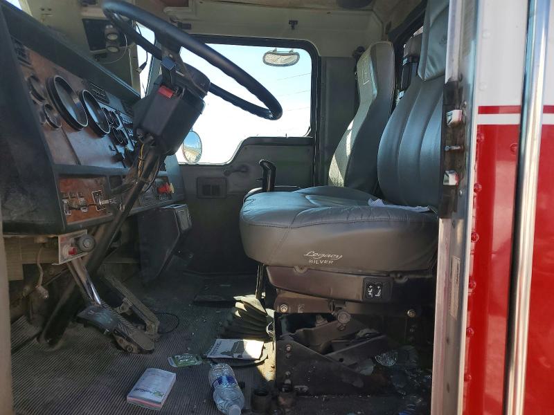 Продажа на аукционе авто 2000 Kenworth Construction, vin: 1XKDD09X2YJ831077, номер лота: 48779056