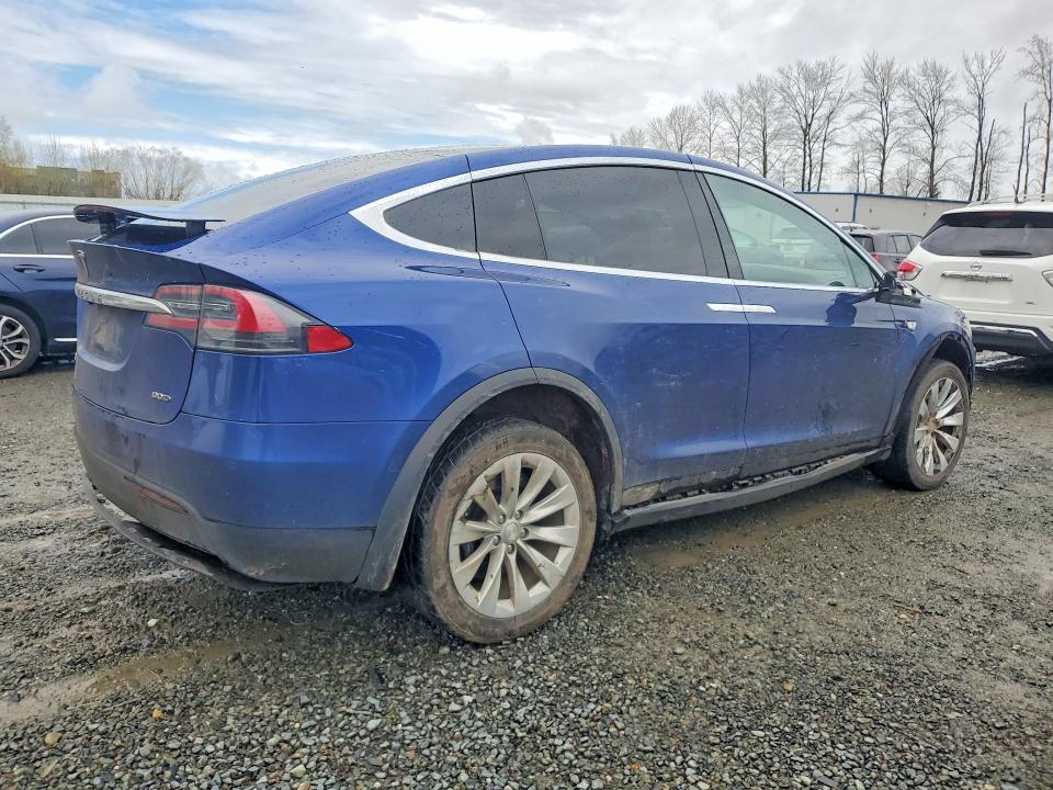 2016 Tesla Model X მანქანა იყიდება აუქციონზე, vin: 5YJXCAE23GF000771, აუქციონის ნომერი: 48596546