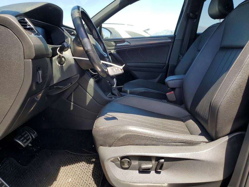 50680836 :رقم المزاد ، 3VVCB7AX1NM017214 vin ، 2022 Volkswagen Tiguan مزاد بيع