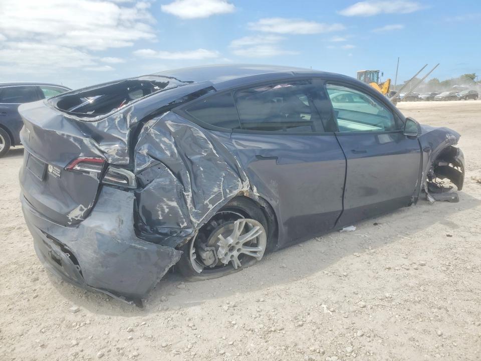 2023 Tesla Model Y მანქანა იყიდება აუქციონზე, vin: 7SAYGDED6PF947527, აუქციონის ნომერი: 49514166