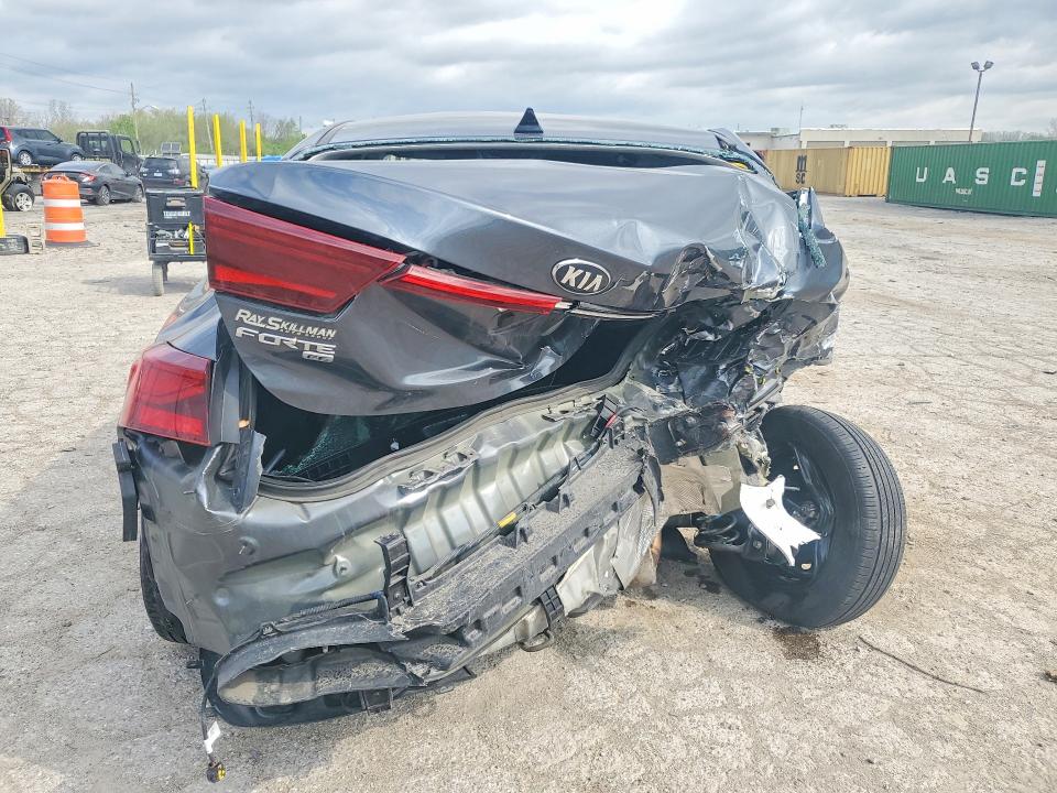 2021 Kia Forte მანქანა იყიდება აუქციონზე, vin: 3KPF24AD6ME267119, აუქციონის ნომერი: 49823296