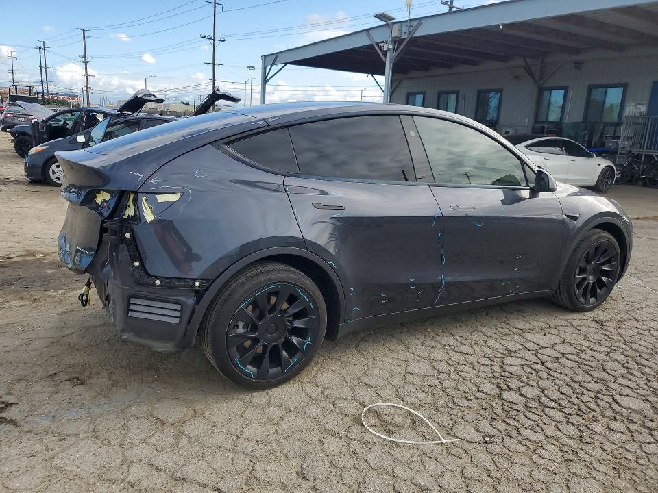 Продажа на аукционе авто 2024 Tesla Model Y, vin: 7SAYGDEE7RA268780, номер лота: 49020096