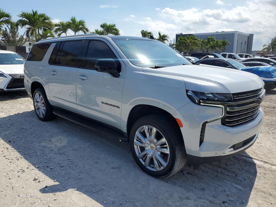 2022 Chevrolet Suburban მანქანა იყიდება აუქციონზე, vin: 1GNSKEKL1NR201844, აუქციონის ნომერი: 52042606