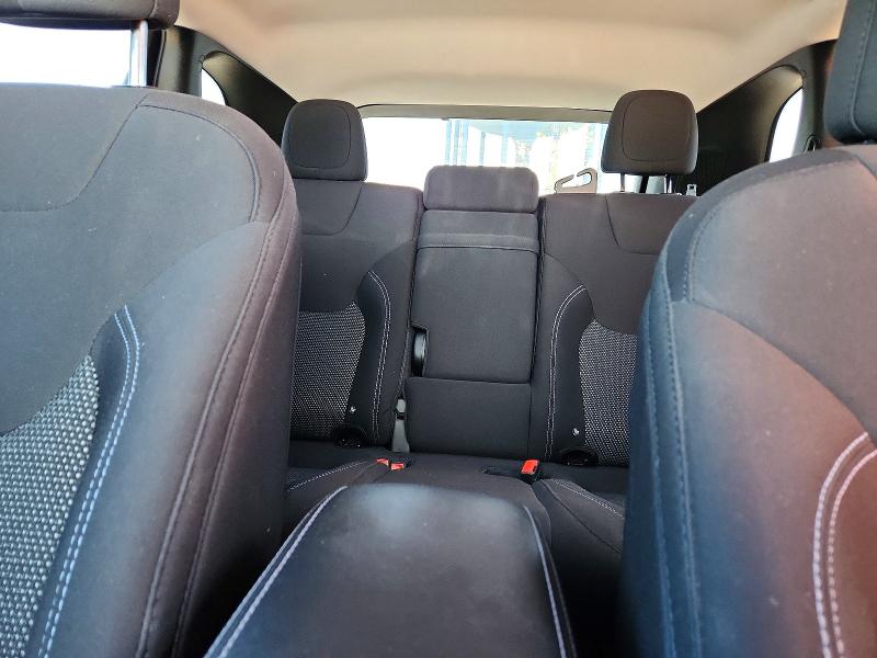 49988966 :رقم المزاد ، 1C4PJLCB7KD128550 vin ، 2019 Jeep Cherokee مزاد بيع