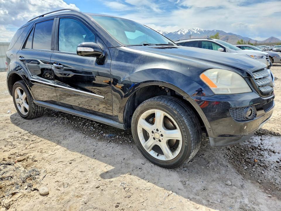 Продажа на аукционе авто 2008 Mercedes-benz Ml, vin: 4JGBB86E58A385206, номер лота: 51908086