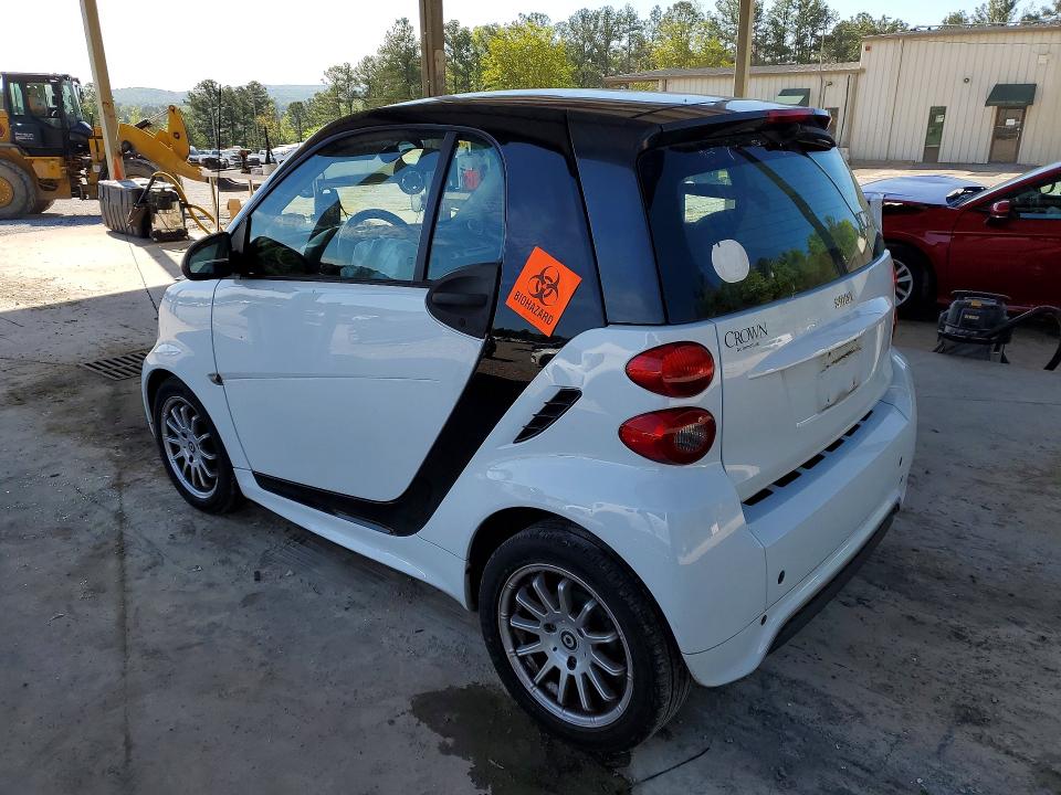 2013 Smart Fortwo მანქანა იყიდება აუქციონზე, vin: WMEEJ3BA0DK671187, აუქციონის ნომერი: 49268216