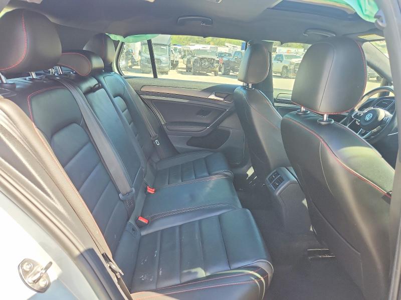 49131616 :رقم المزاد ، 3VW6T7AU0KM035937 vin ، 2019 Volkswagen Gti مزاد بيع