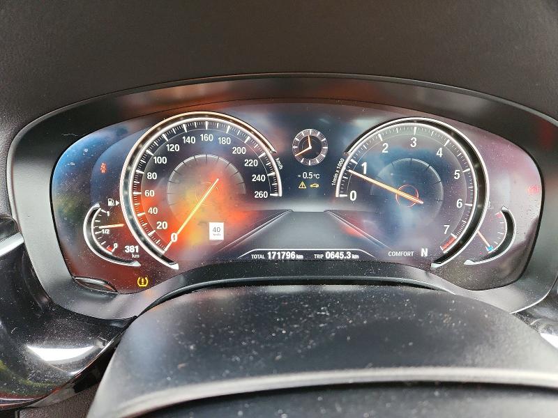 2017 Bmw 540 მანქანა იყიდება აუქციონზე, vin: WBAJE7C3XHG889328, აუქციონის ნომერი: 47554356