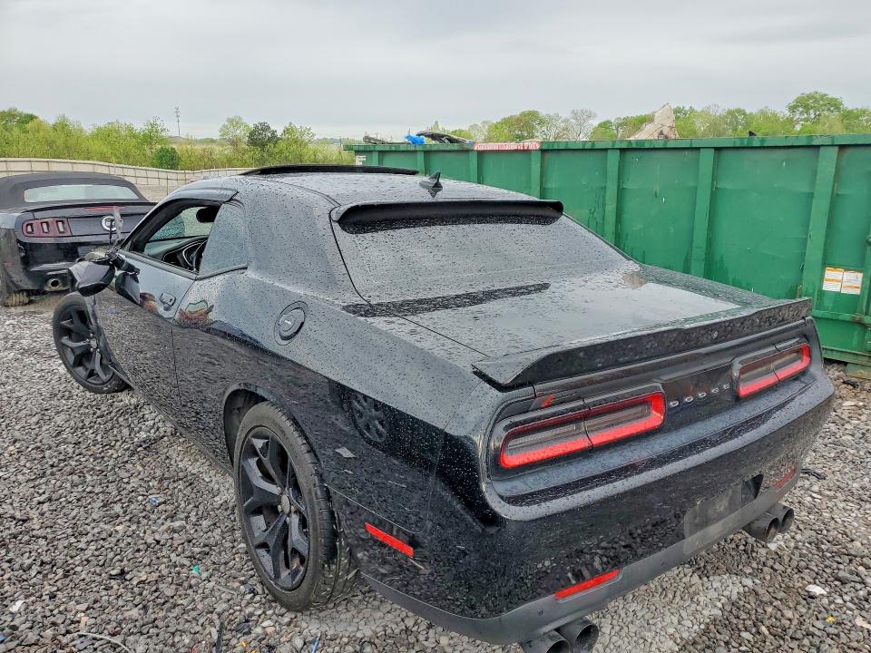 48569276 :رقم المزاد ، 2C3CDZBT1GH172352 vin ، 2016 Dodge Challenger مزاد بيع