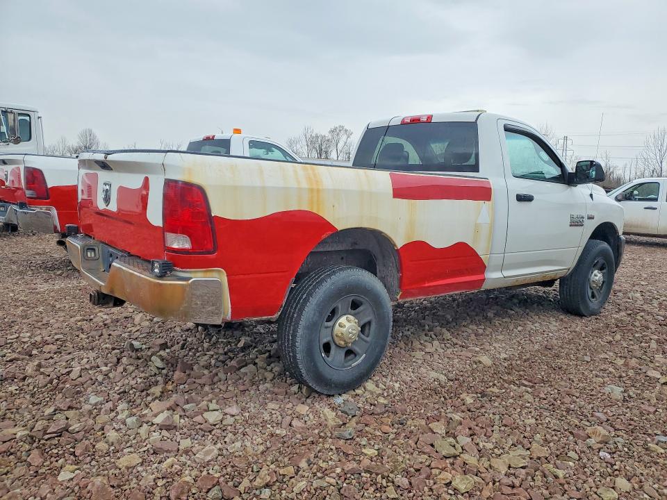 47230476 :رقم المزاد ، 3C63R3AT5HG586982 vin ، 2017 Ram 3500 مزاد بيع