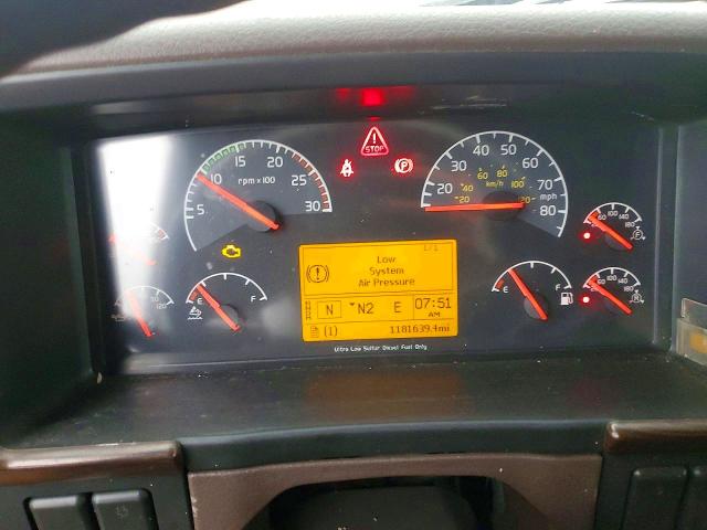 52057606 :رقم المزاد ، 4V4NC9EH8GN932447 vin ، 2016 Volvo Vn مزاد بيع