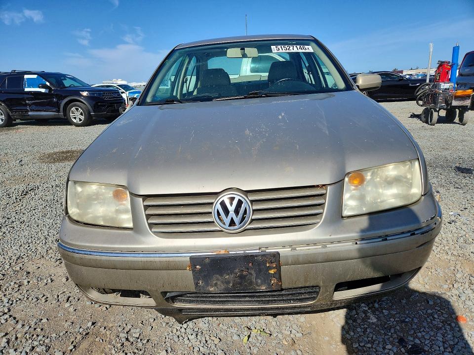 51527146 :رقم المزاد ، 3VWSE69M14M045239 vin ، 2004 Volkswagen Jetta مزاد بيع