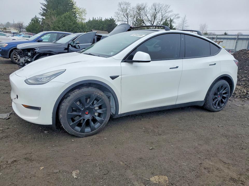 2022 Tesla Model Y მანქანა იყიდება აუქციონზე, vin: 7SAYGAEE2NF420167, აუქციონის ნომერი: 48163206
