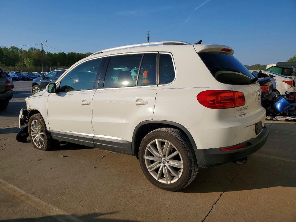 2013 Volkswagen Tiguan მანქანა იყიდება აუქციონზე, vin: WVGAV7AX1DW502153, აუქციონის ნომერი: 48919536
